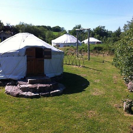 Inch Hideaway Eco Camping Whitegate  Eksteriør bilde
