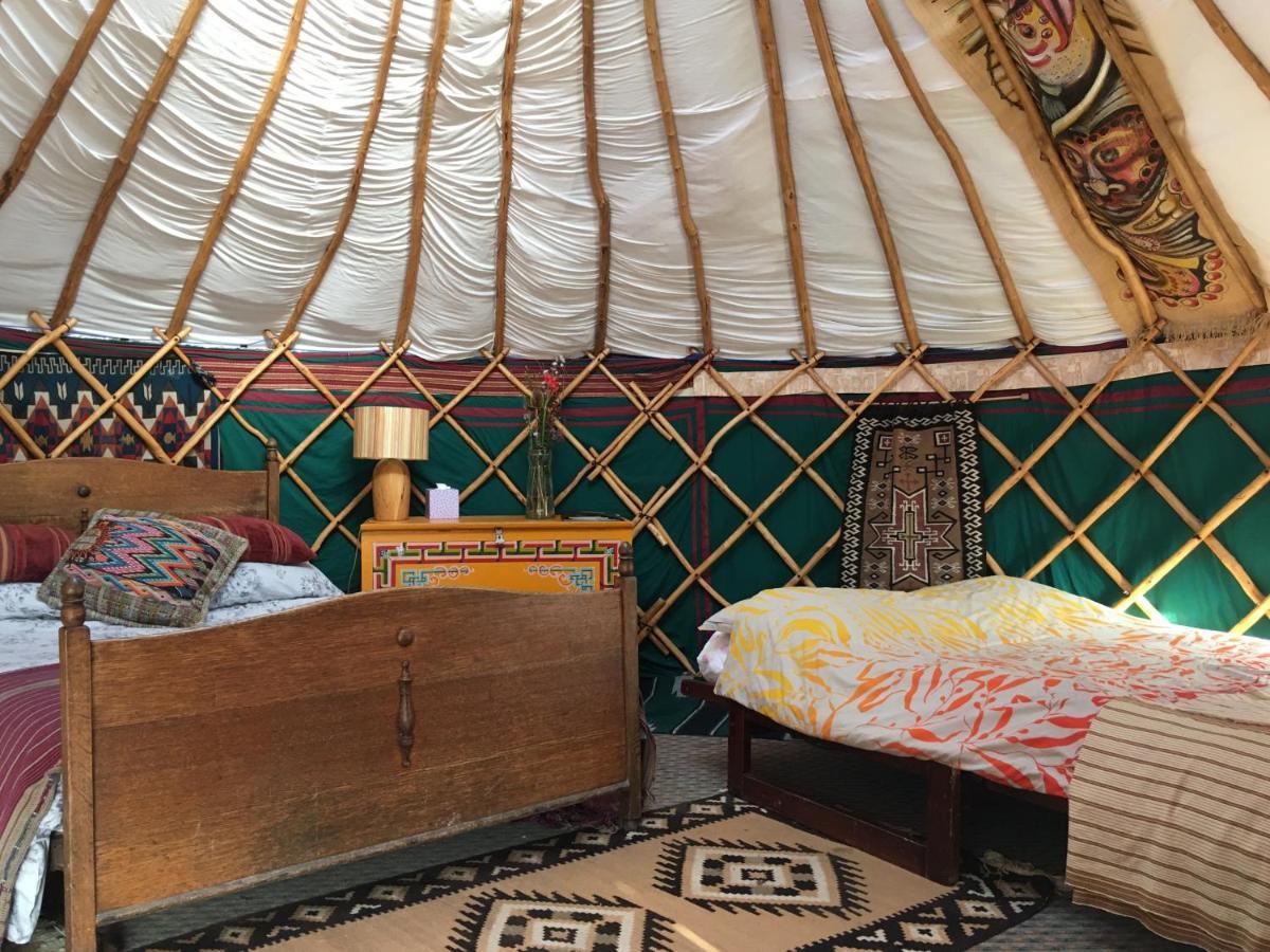 Inch Hideaway Eco Camping Whitegate  Eksteriør bilde