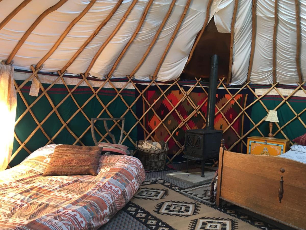 Inch Hideaway Eco Camping Whitegate  Eksteriør bilde
