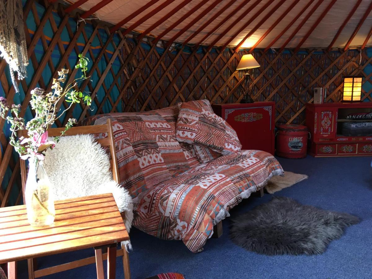 Inch Hideaway Eco Camping Whitegate  Eksteriør bilde