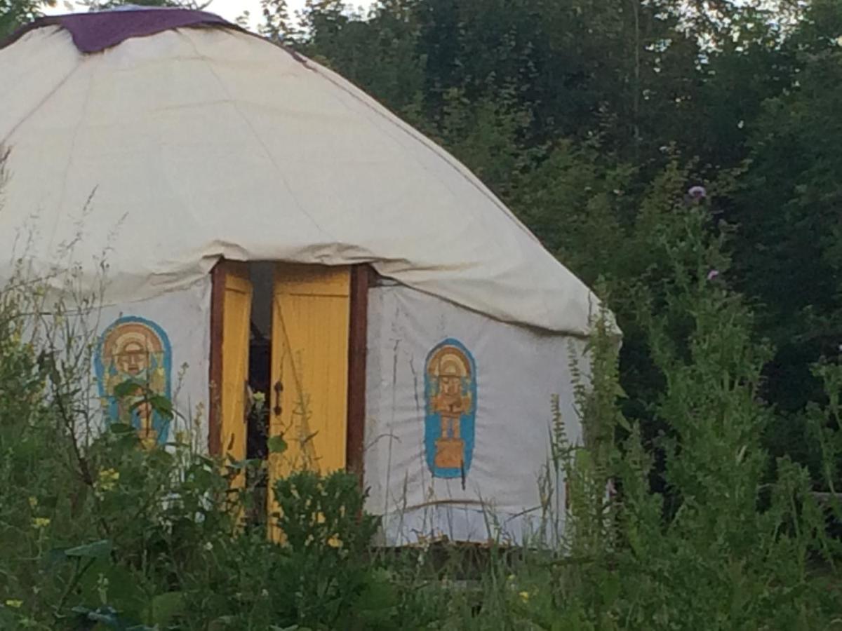 Inch Hideaway Eco Camping Whitegate  Eksteriør bilde