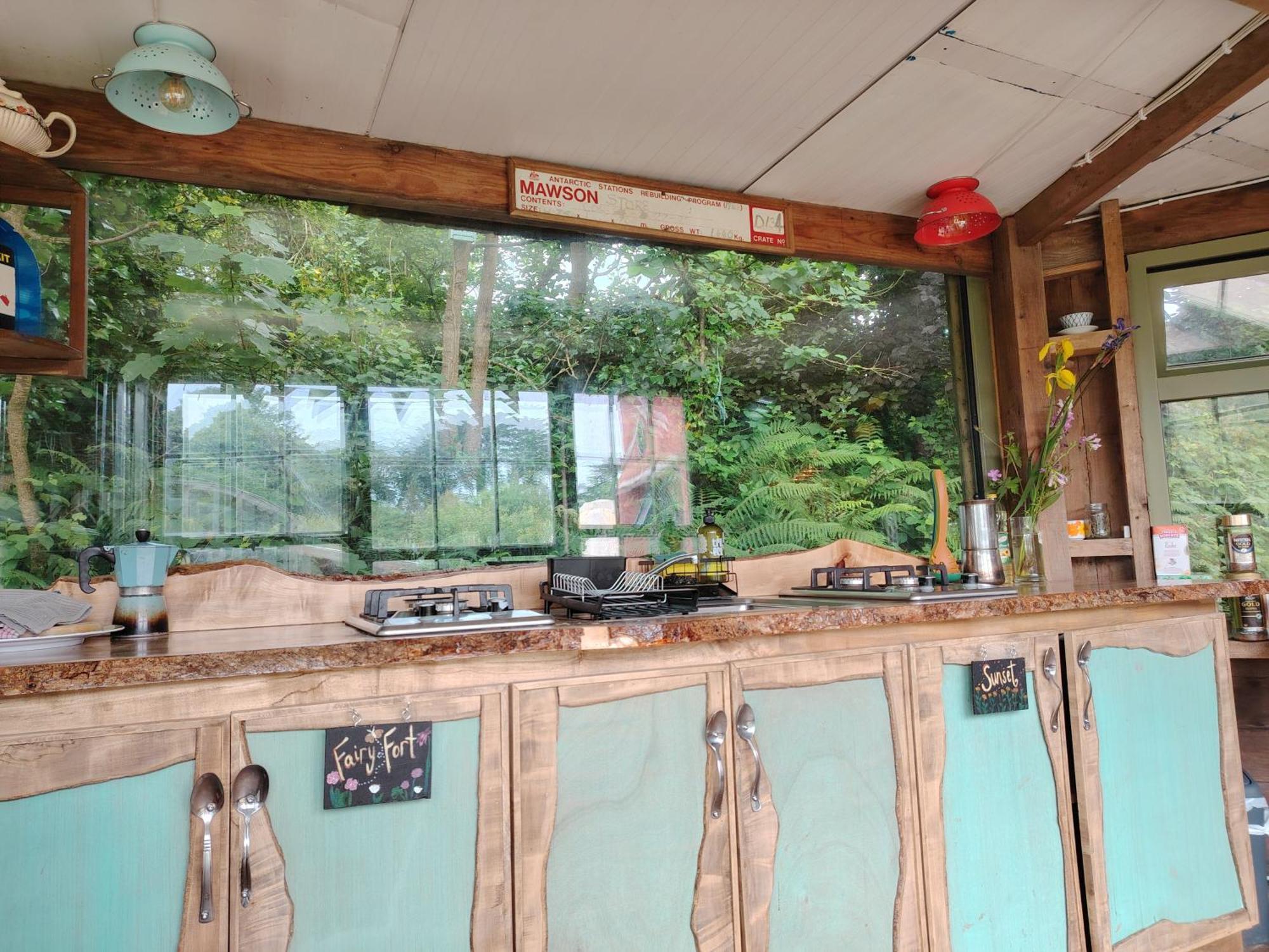 Inch Hideaway Eco Camping Whitegate  Eksteriør bilde